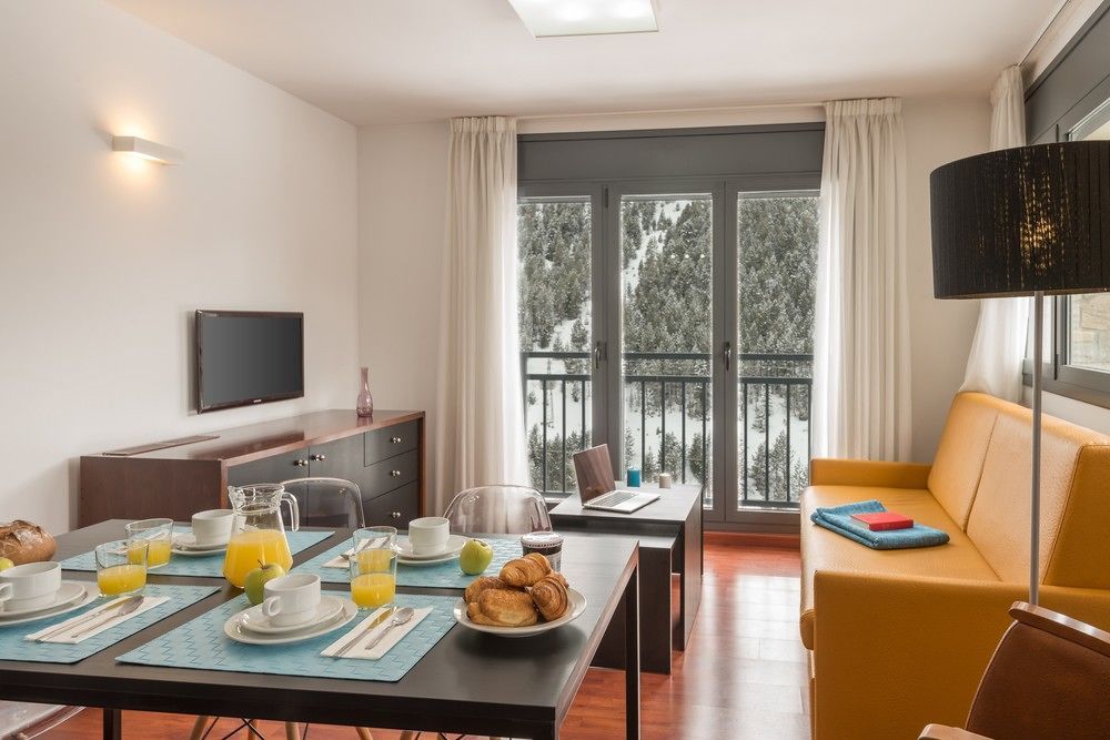 Hotel Pierre & Andorra El Peretol 4*